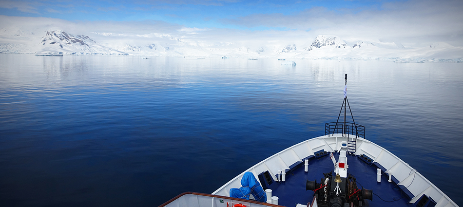 Antarctica: slideshow image 1